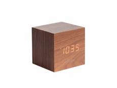 Réveil mini cube en bois foncé - karlsson