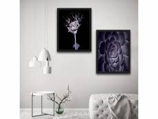 Lot de 2 tableaux encadrés en noir l30xh40cm motif fleur de lila nuances de gris