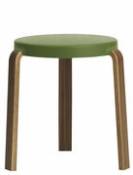 Tabouret empilable Tap Stool / Noyer & mousse - Normann