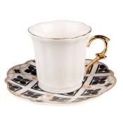 Tasse à café avec dessous de tasse en porcelaine